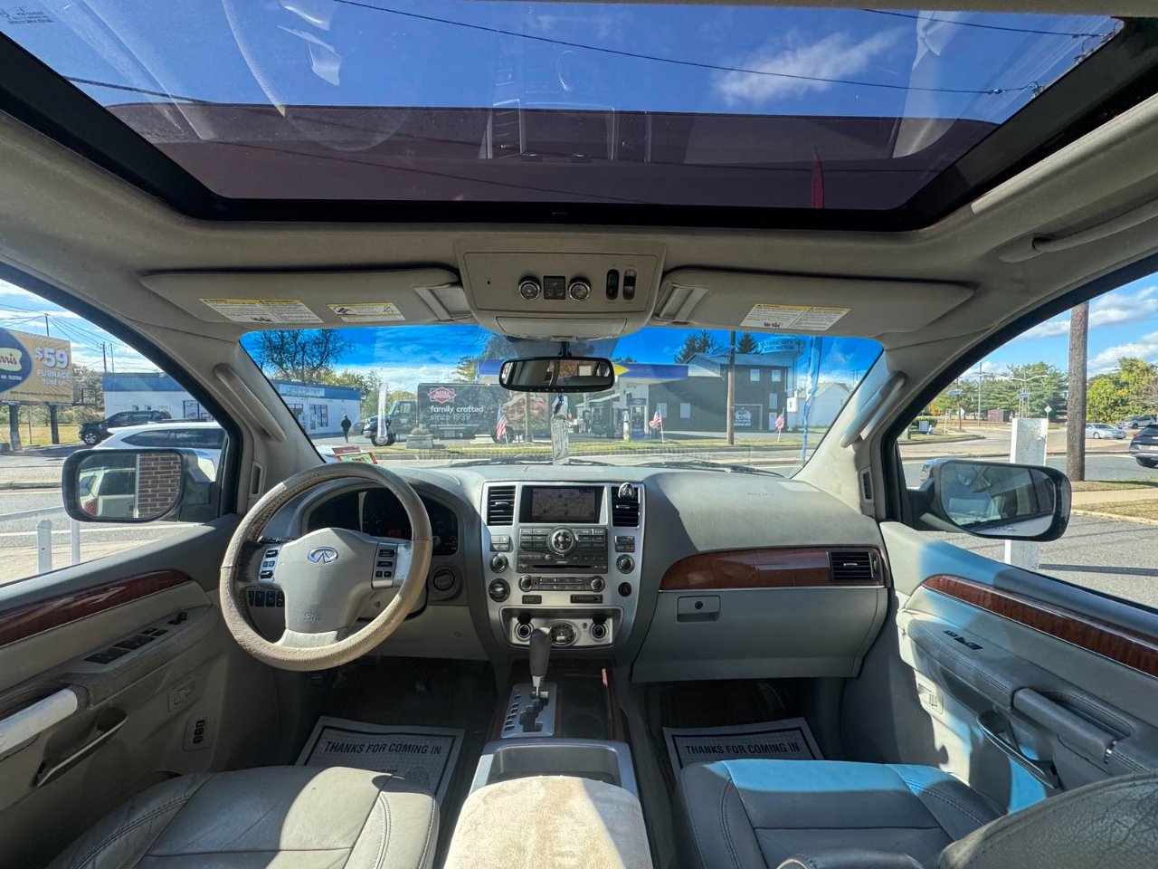 Infiniti QX56 4WD 4dr 2010