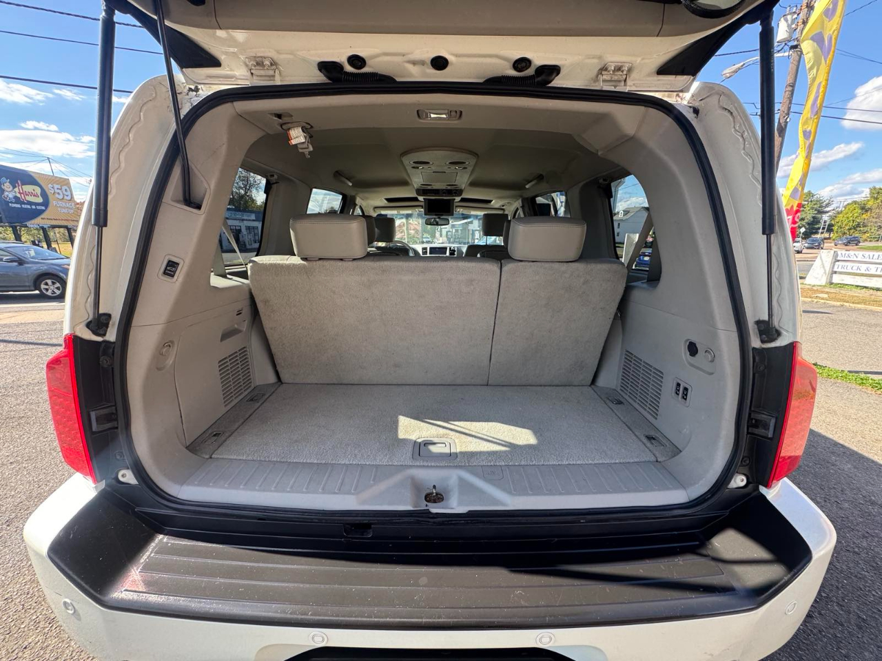 Infiniti QX56 4WD 4dr 2010