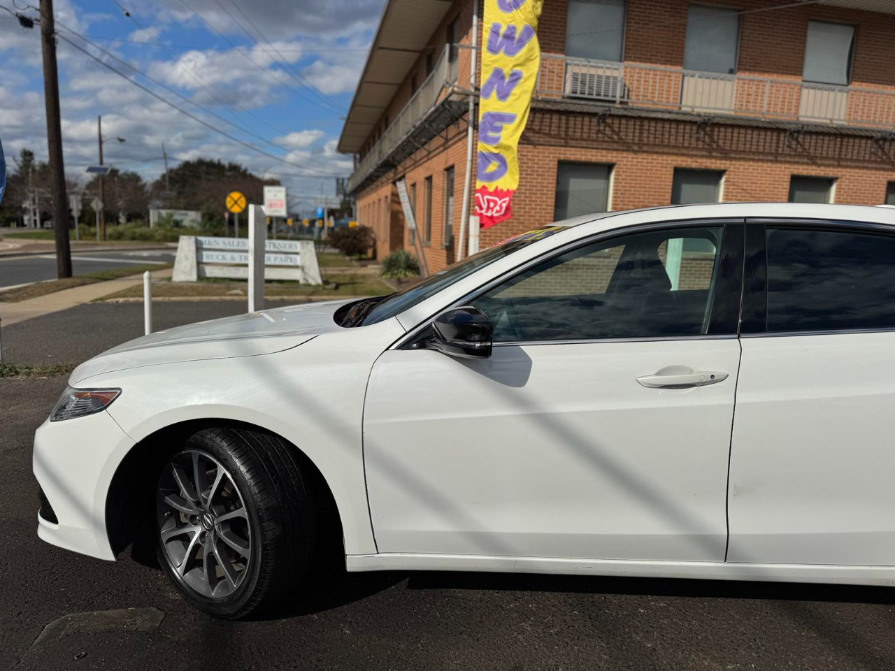 Acura TLX 4dr Sdn FWD V6 Tech 2015