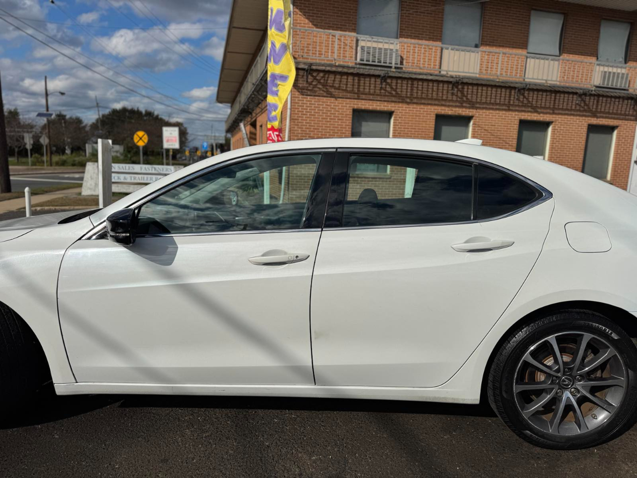 Acura TLX 4dr Sdn FWD V6 Tech 2015