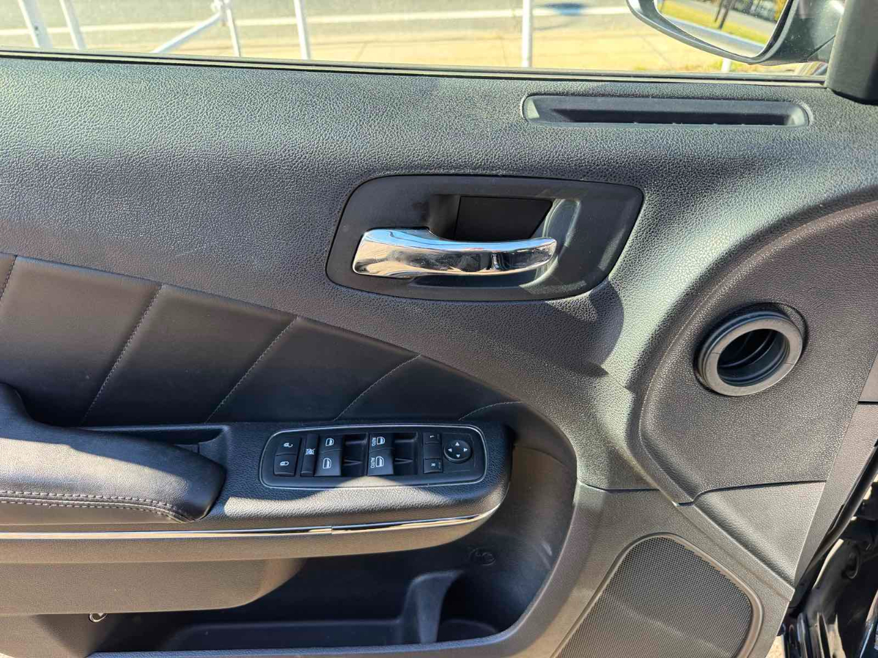 Dodge Charger 4dr Sdn RT RWD 2014