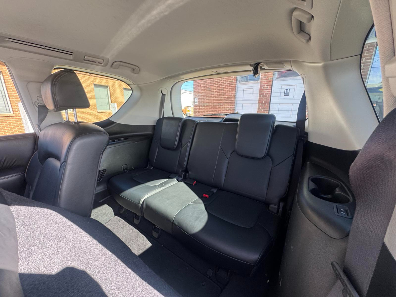 Nissan Armada 4x4 SL 2017