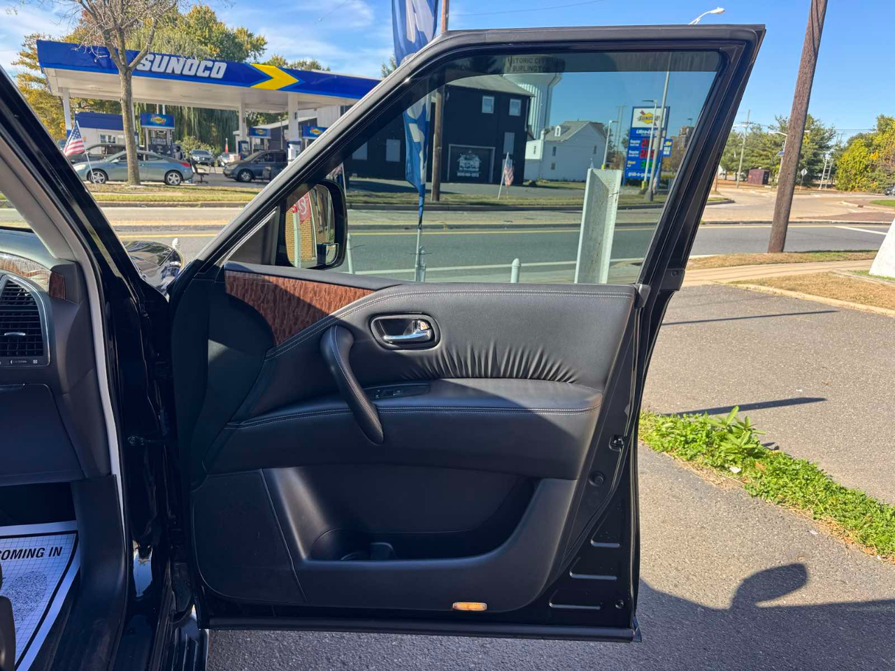 Nissan Armada 4x4 SL 2017