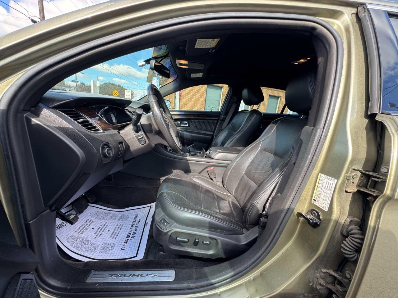 Ford Taurus 4dr Sdn Limited FWD 2013