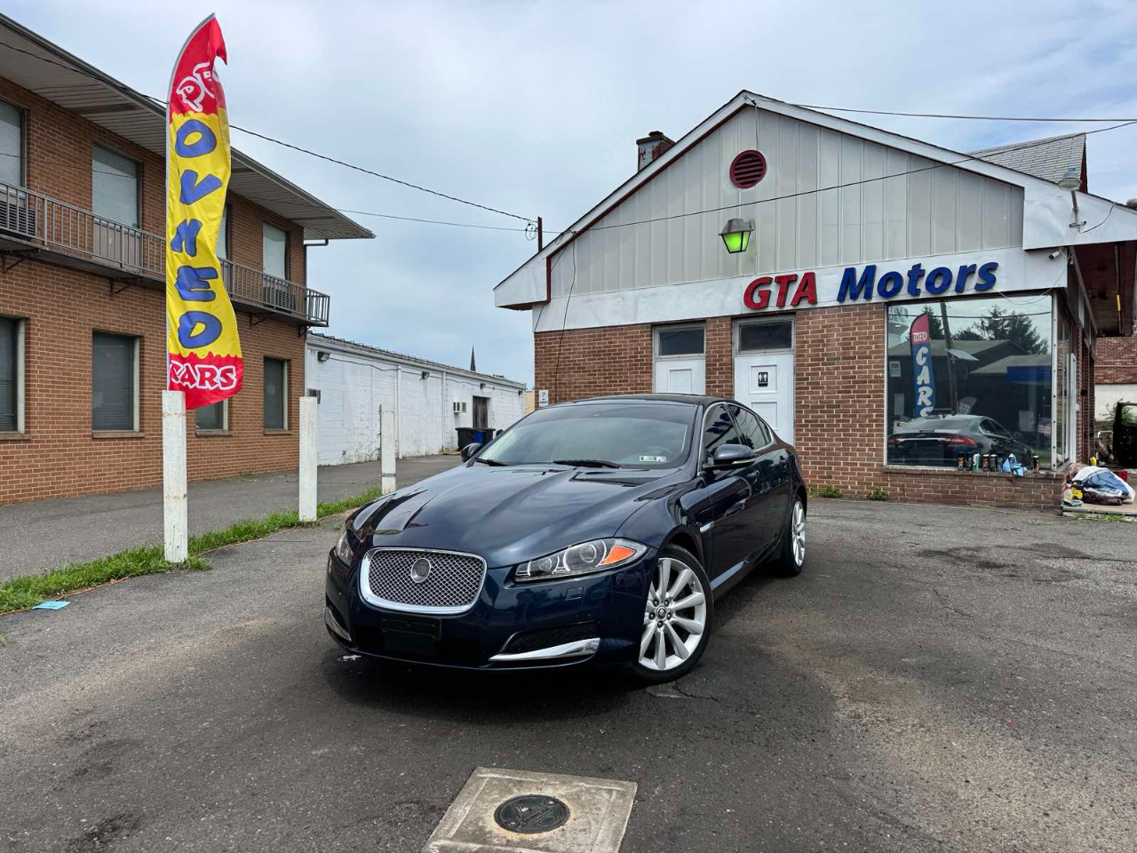 Jaguar XF 4dr Sdn V6 AWD 2013