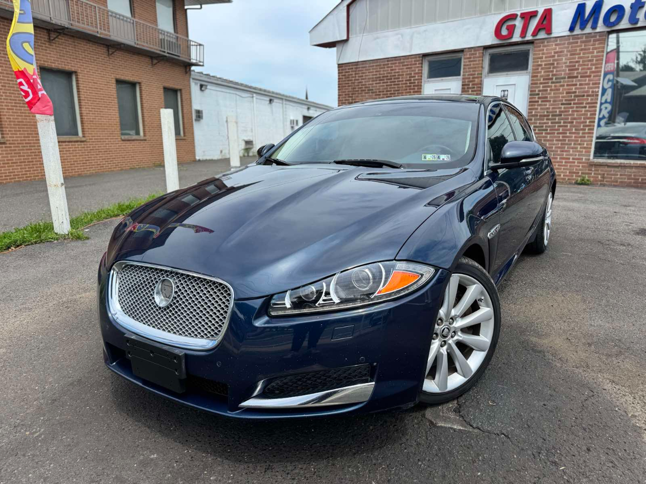 Jaguar XF 4dr Sdn V6 AWD 2013