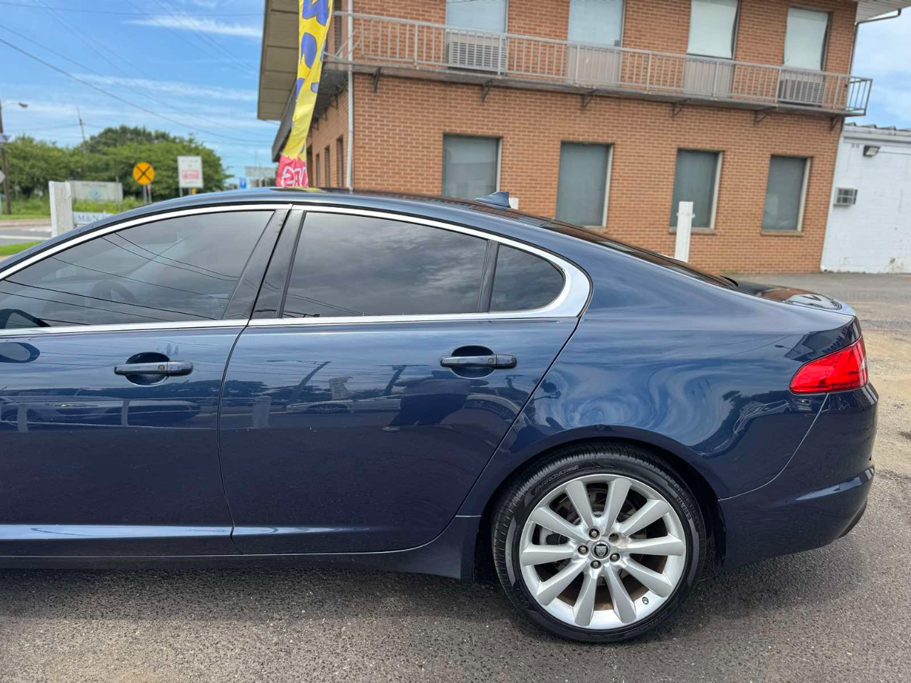 Jaguar XF 4dr Sdn V6 AWD 2013