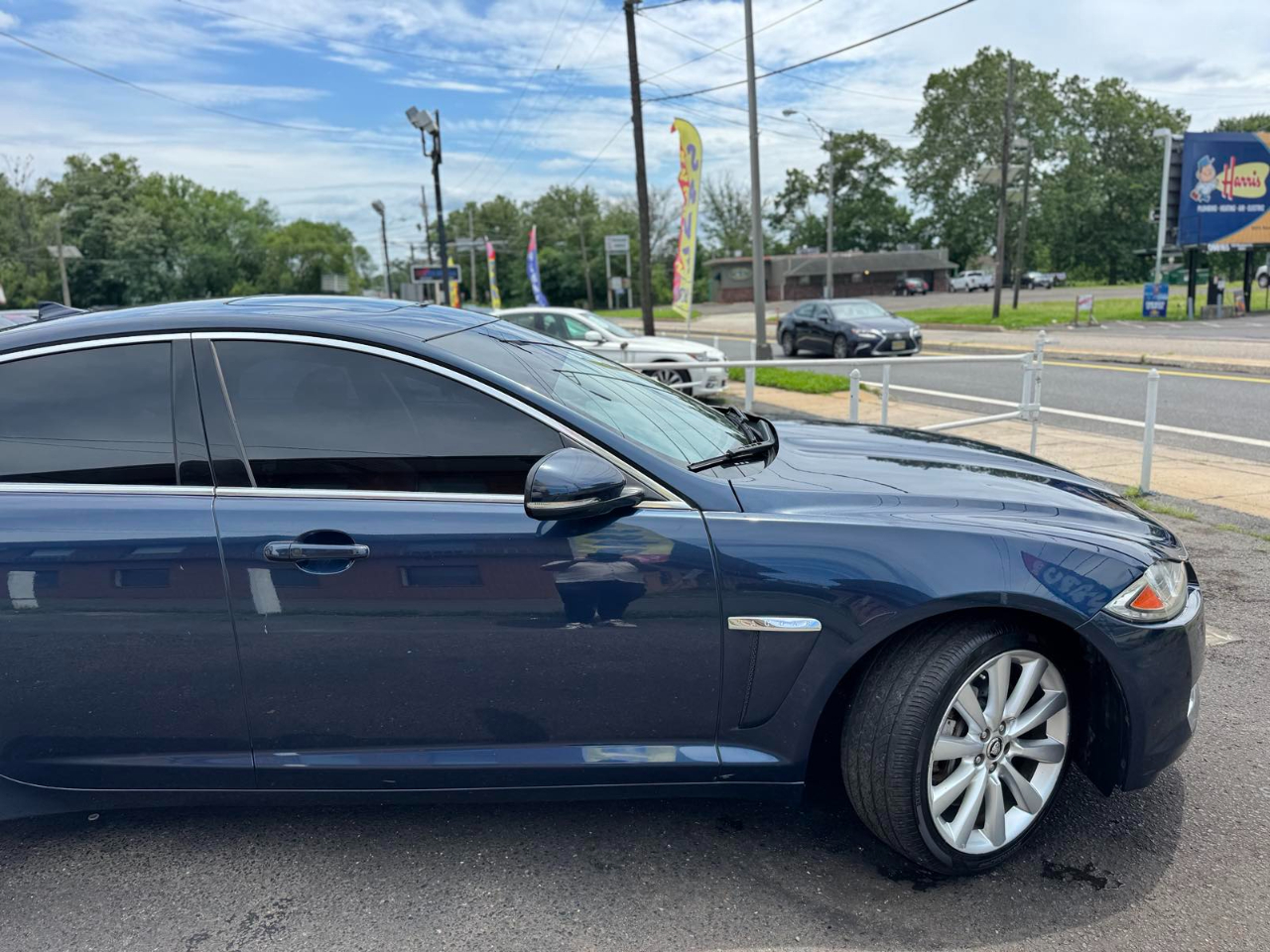 Jaguar XF 4dr Sdn V6 AWD 2013