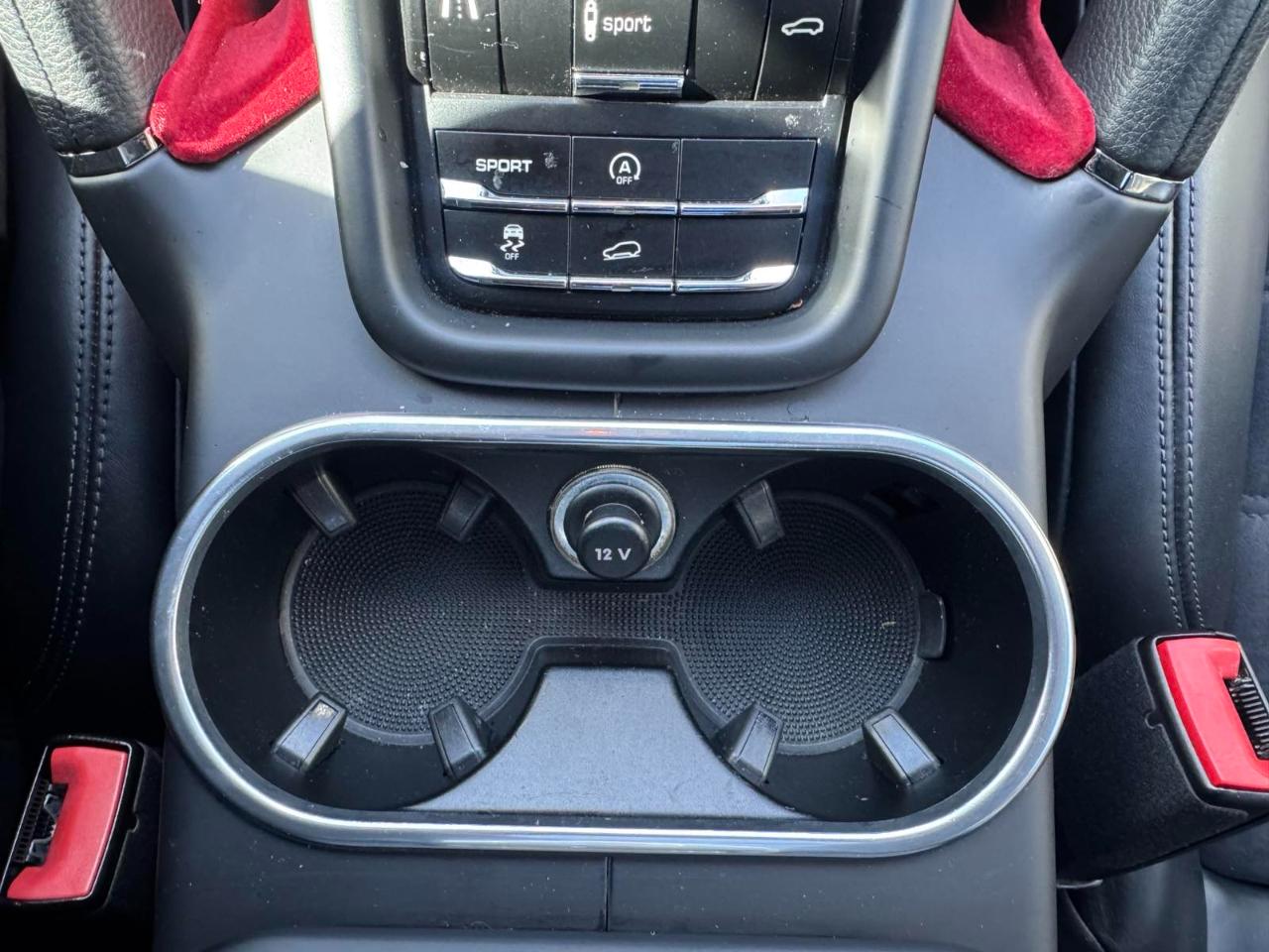 Porsche Cayenne AWD 4dr GTS 2013
