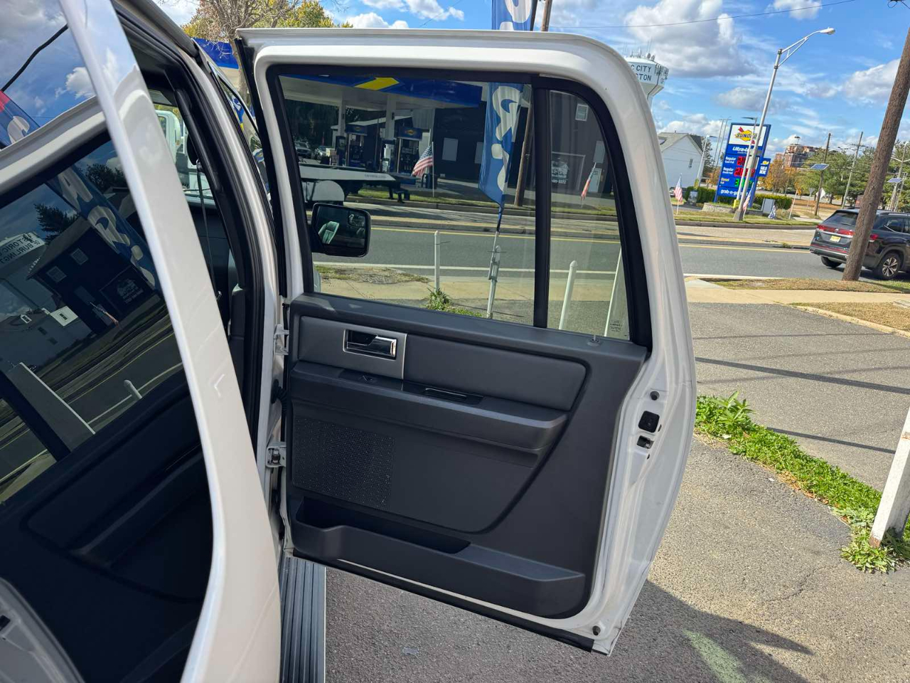 Ford Expedition EL 4WD 4dr Limited 2014