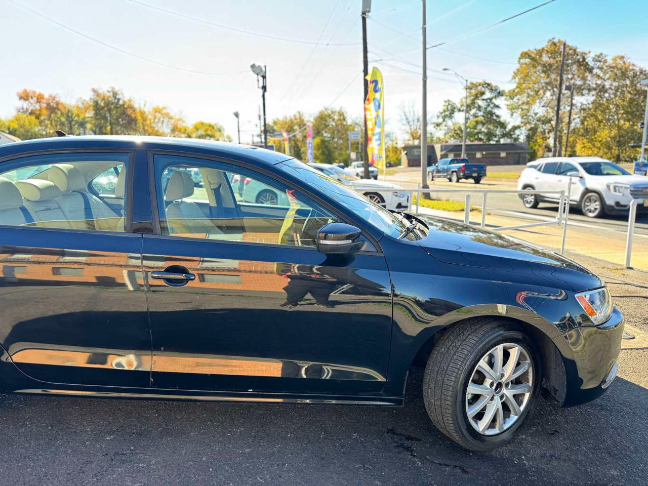 Volkswagen Jetta Sedan 4dr Auto SE PZEV 2012