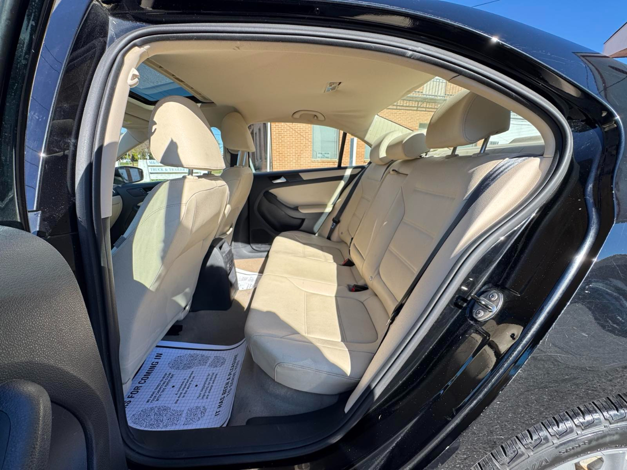 Volkswagen Jetta Sedan 4dr Auto SE PZEV 2012