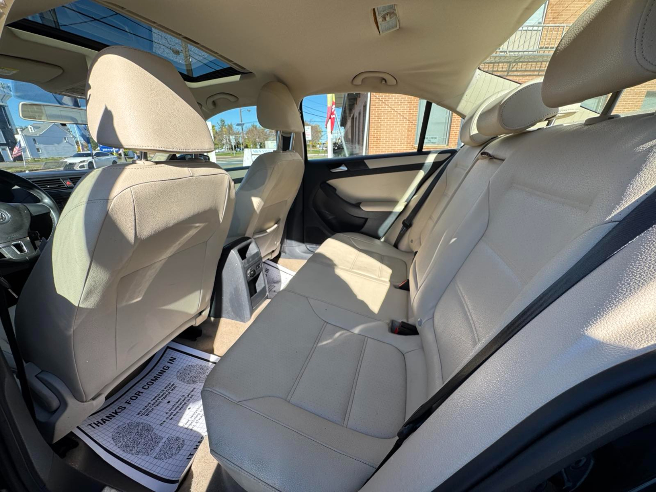 Volkswagen Jetta Sedan 4dr Auto SE PZEV 2012