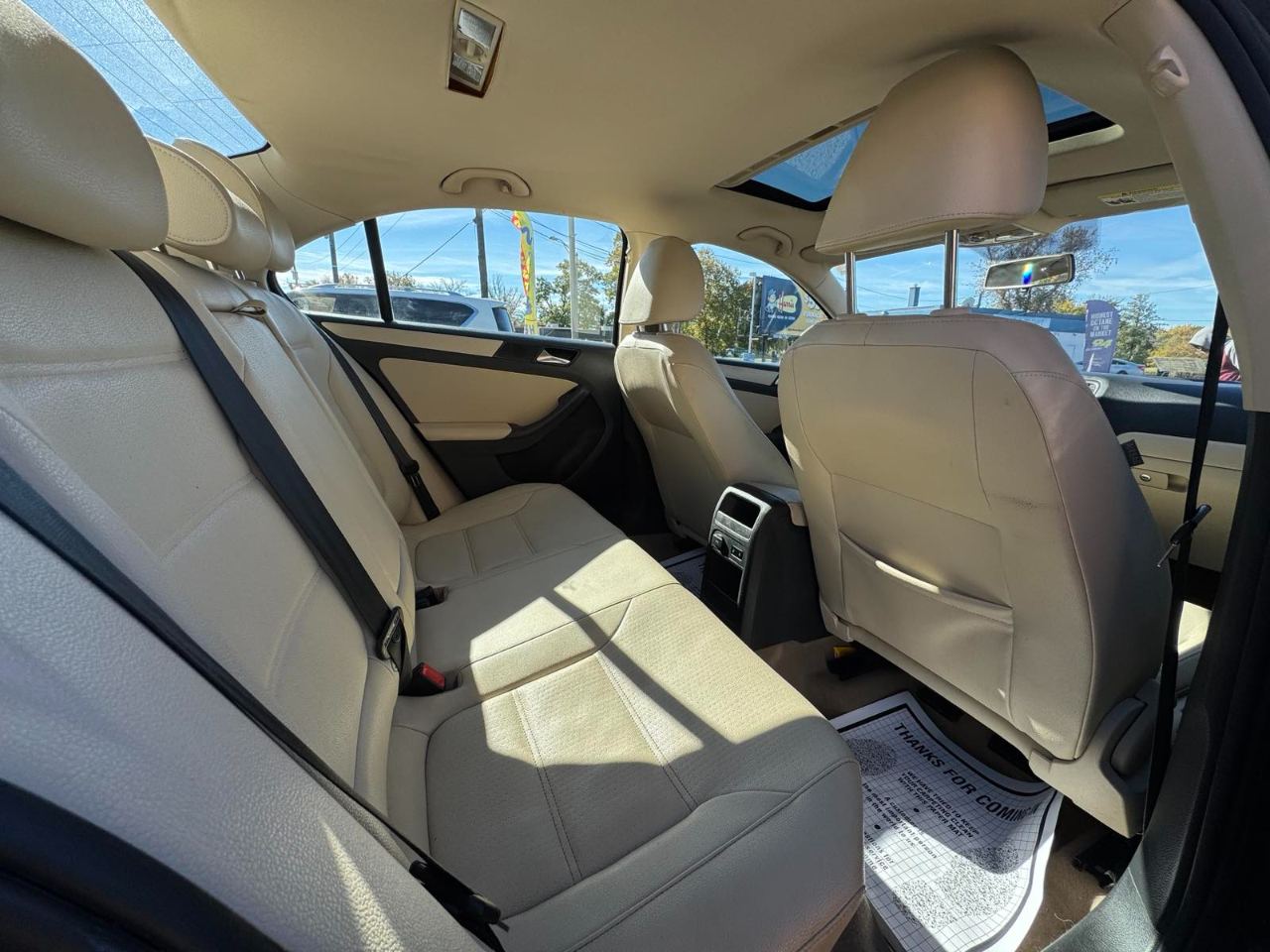 Volkswagen Jetta Sedan 4dr Auto SE PZEV 2012