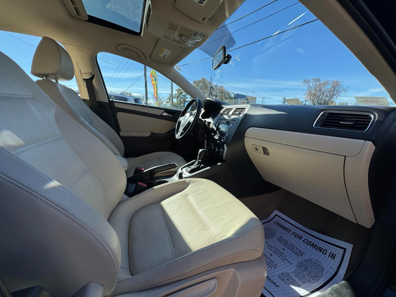 Volkswagen Jetta Sedan 4dr Auto SE PZEV 2012