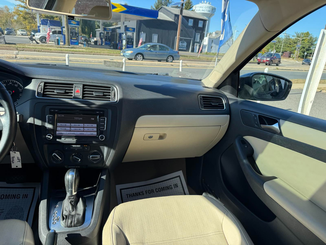 Volkswagen Jetta Sedan 4dr Auto SE PZEV 2012