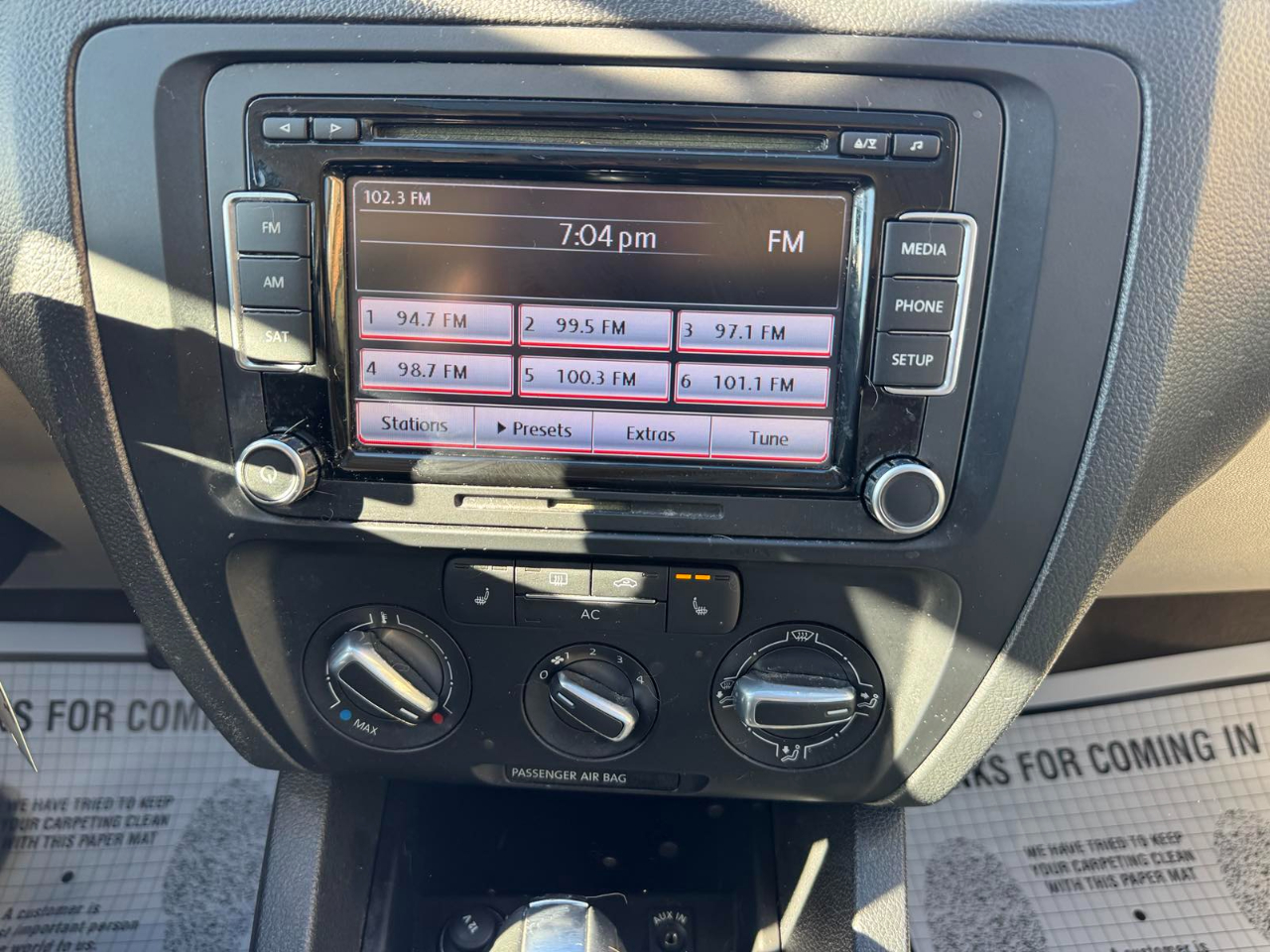 Volkswagen Jetta Sedan 4dr Auto SE PZEV 2012