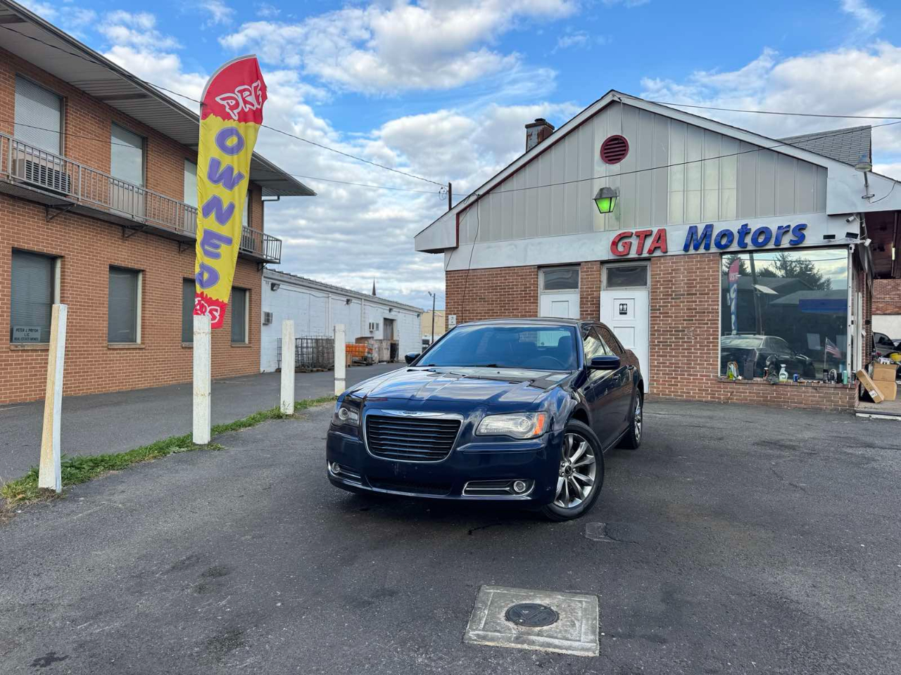 Chrysler 300 4dr Sdn 300S AWD 2014