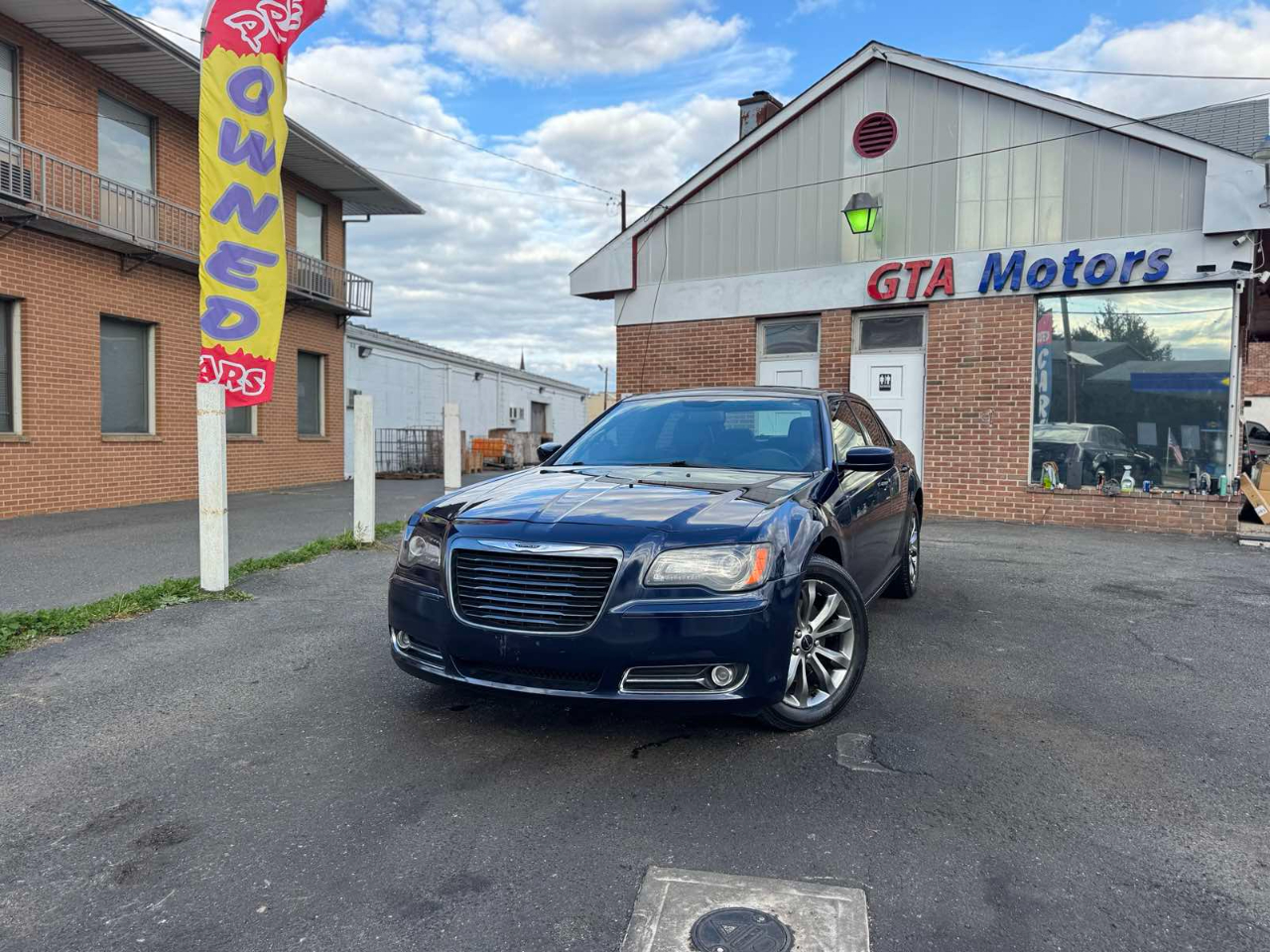 Chrysler 300 4dr Sdn 300S AWD 2014