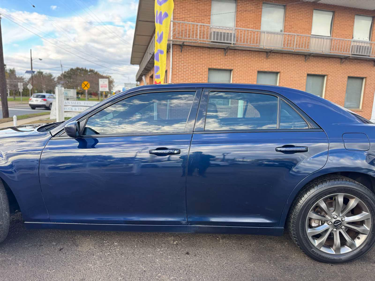 Chrysler 300 4dr Sdn 300S AWD 2014