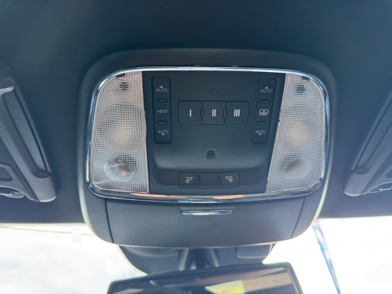 Chrysler 300 4dr Sdn 300S AWD 2014