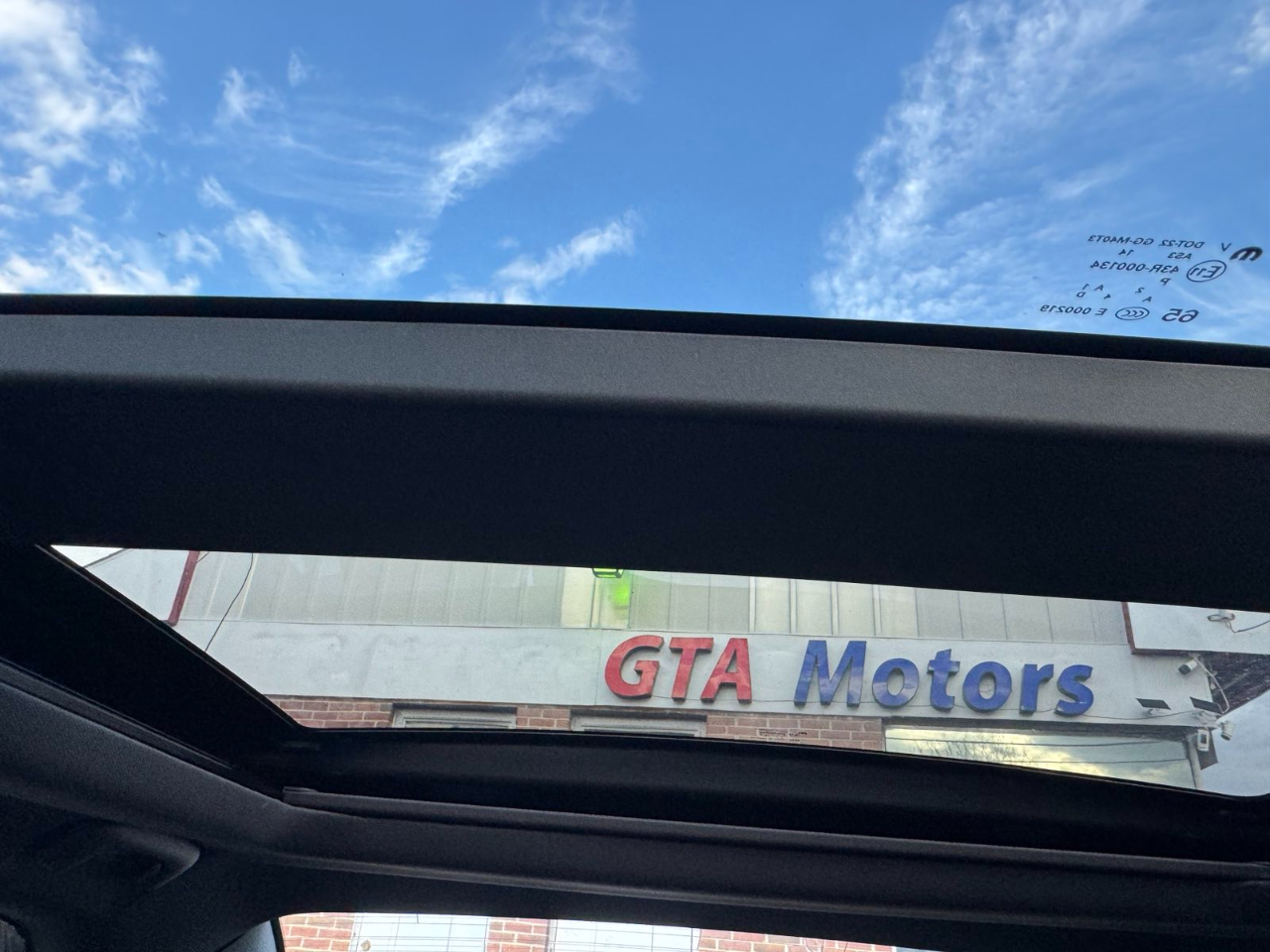 Chrysler 300 4dr Sdn 300S AWD 2014