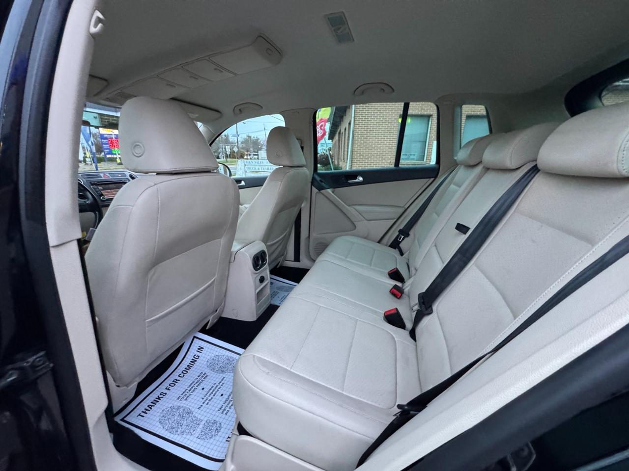 Volkswagen Tiguan FWD 4dr Wolfsburg 2010