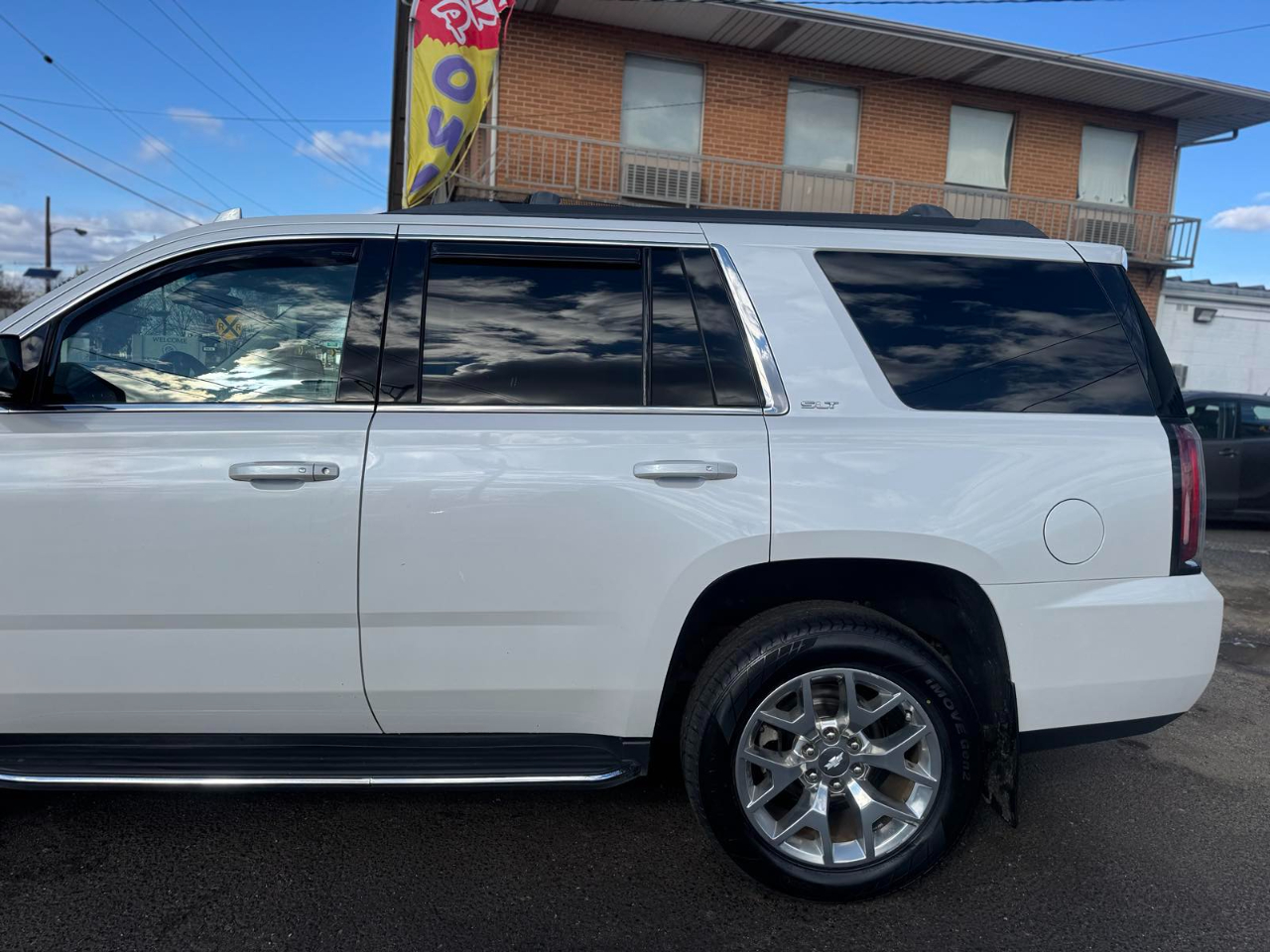 2016 Gmc Yukon SLT photo 4