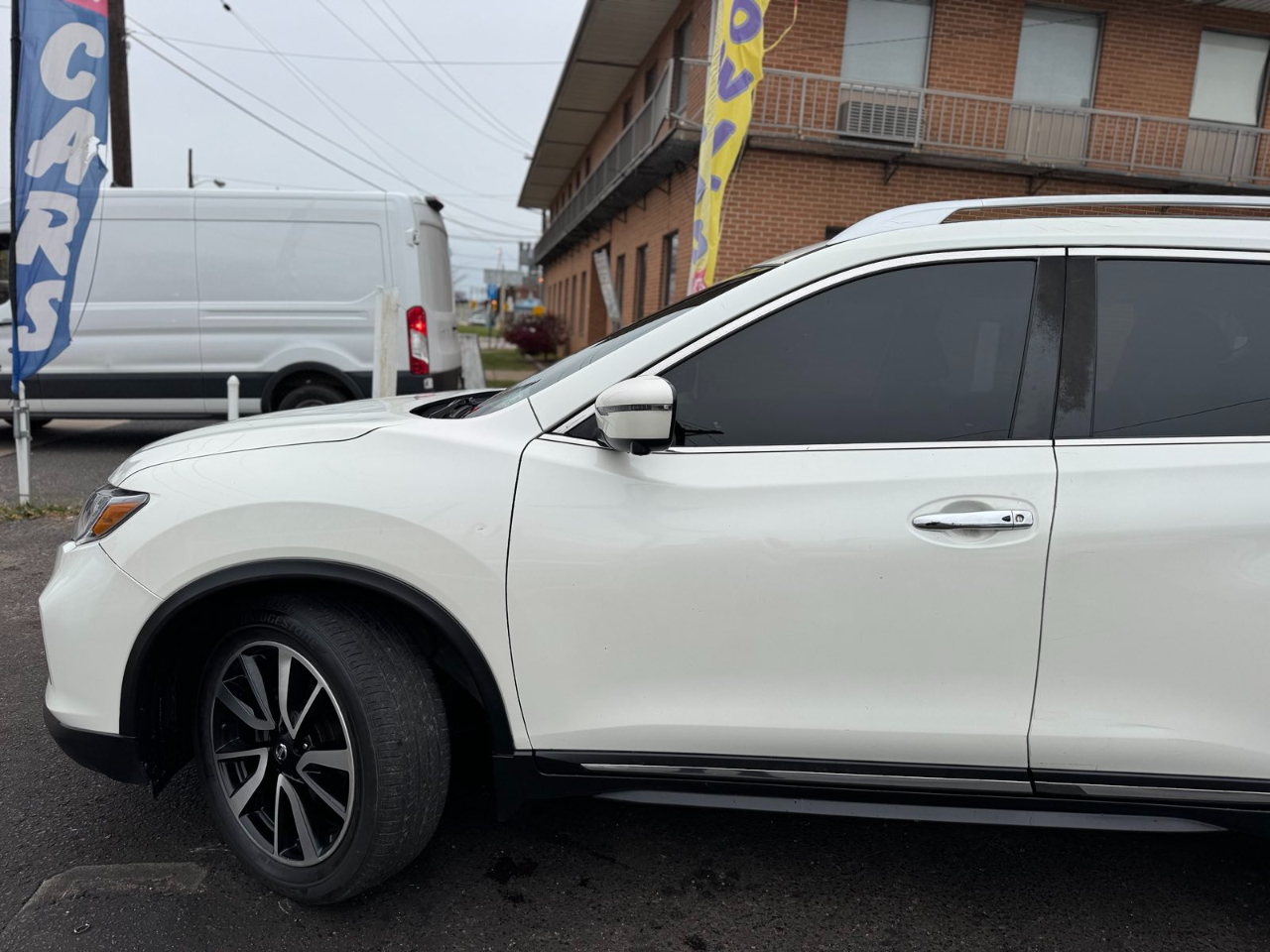 2017 Nissan Rogue SL photo 4