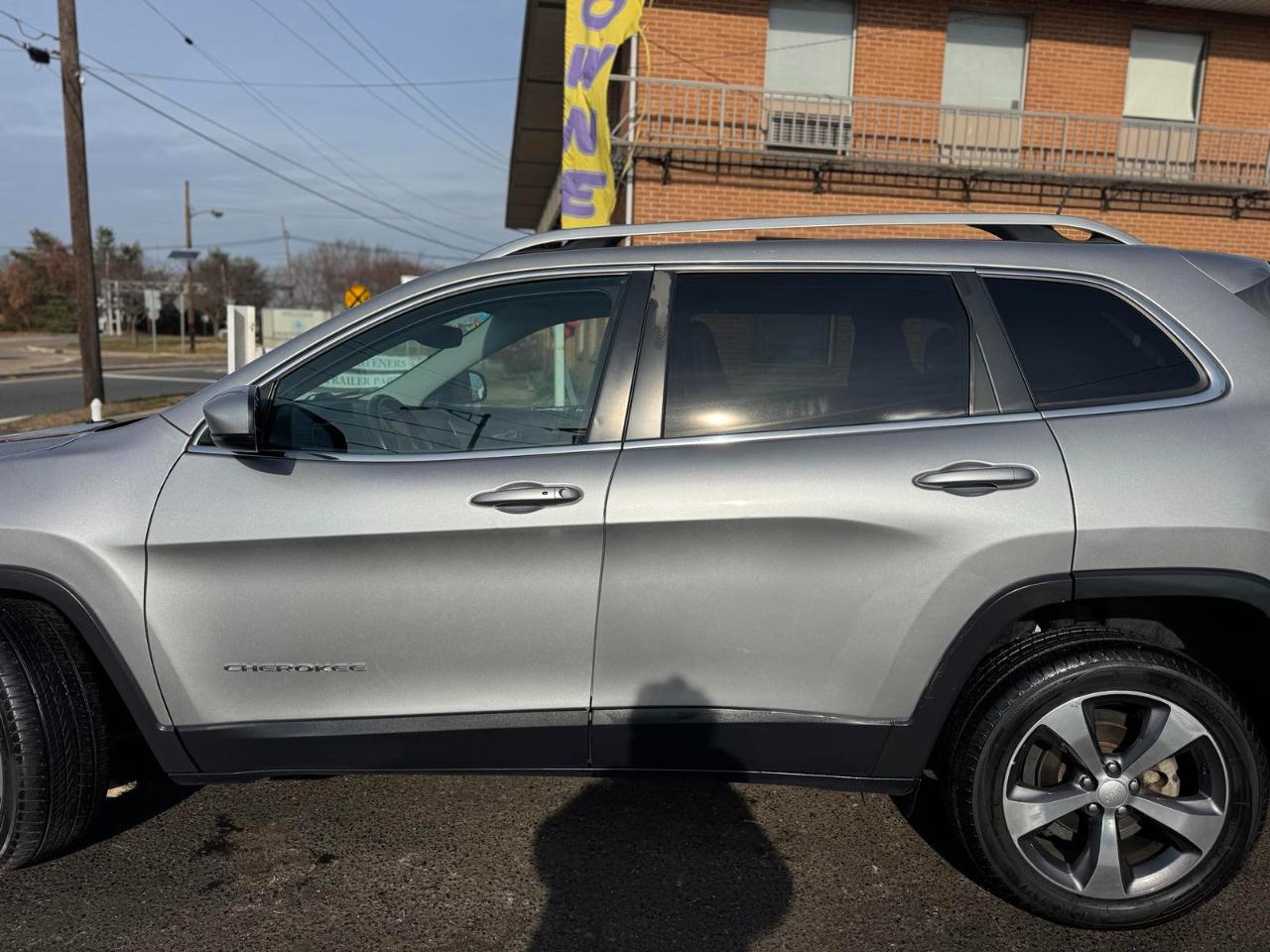 Jeep Cherokee Limited FWD 2019