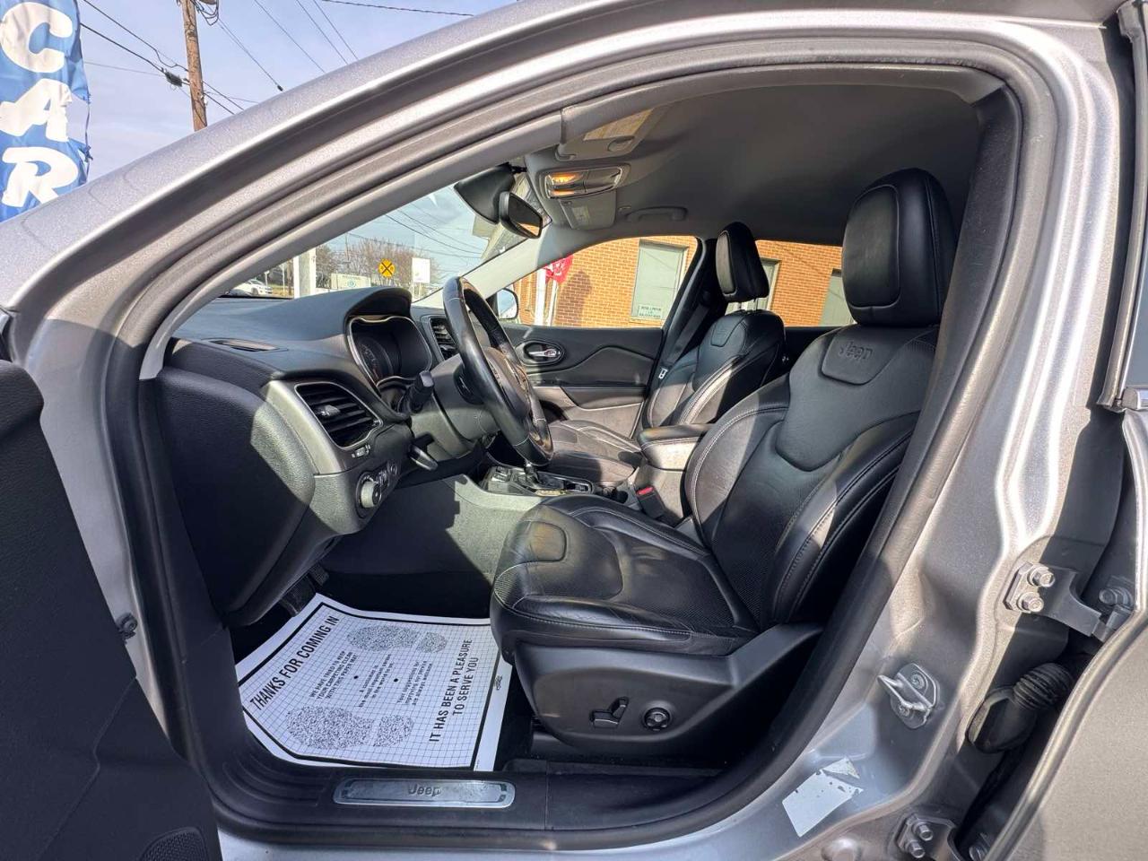 Jeep Cherokee Limited FWD 2019
