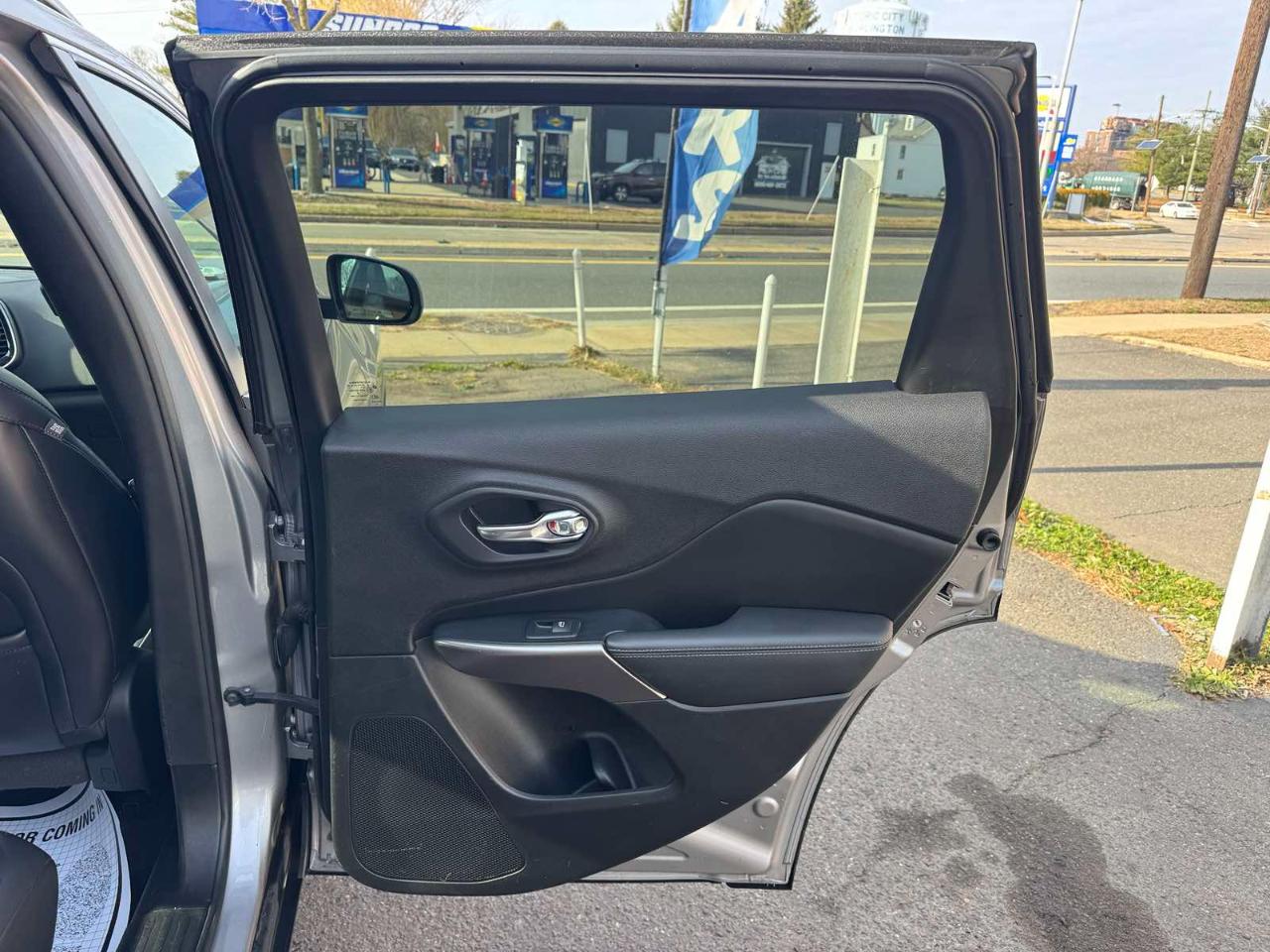 Jeep Cherokee Limited FWD 2019
