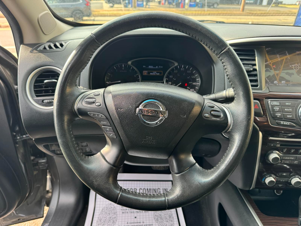 Nissan Pathfinder 4WD 4dr SL 2015