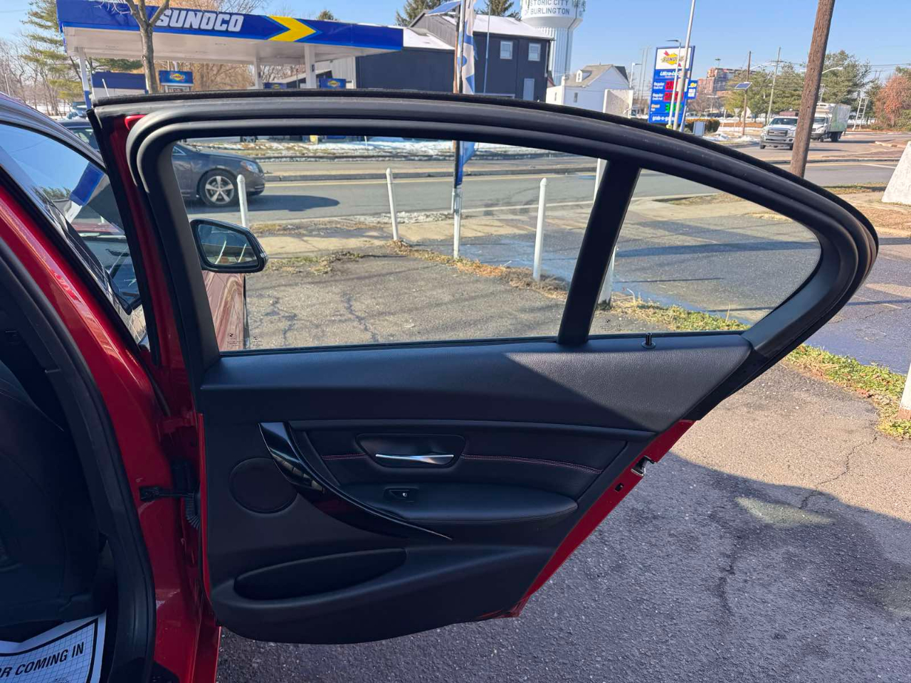 BMW 3 Series 4dr Sdn 328i xDrive AWD SULEV 2015