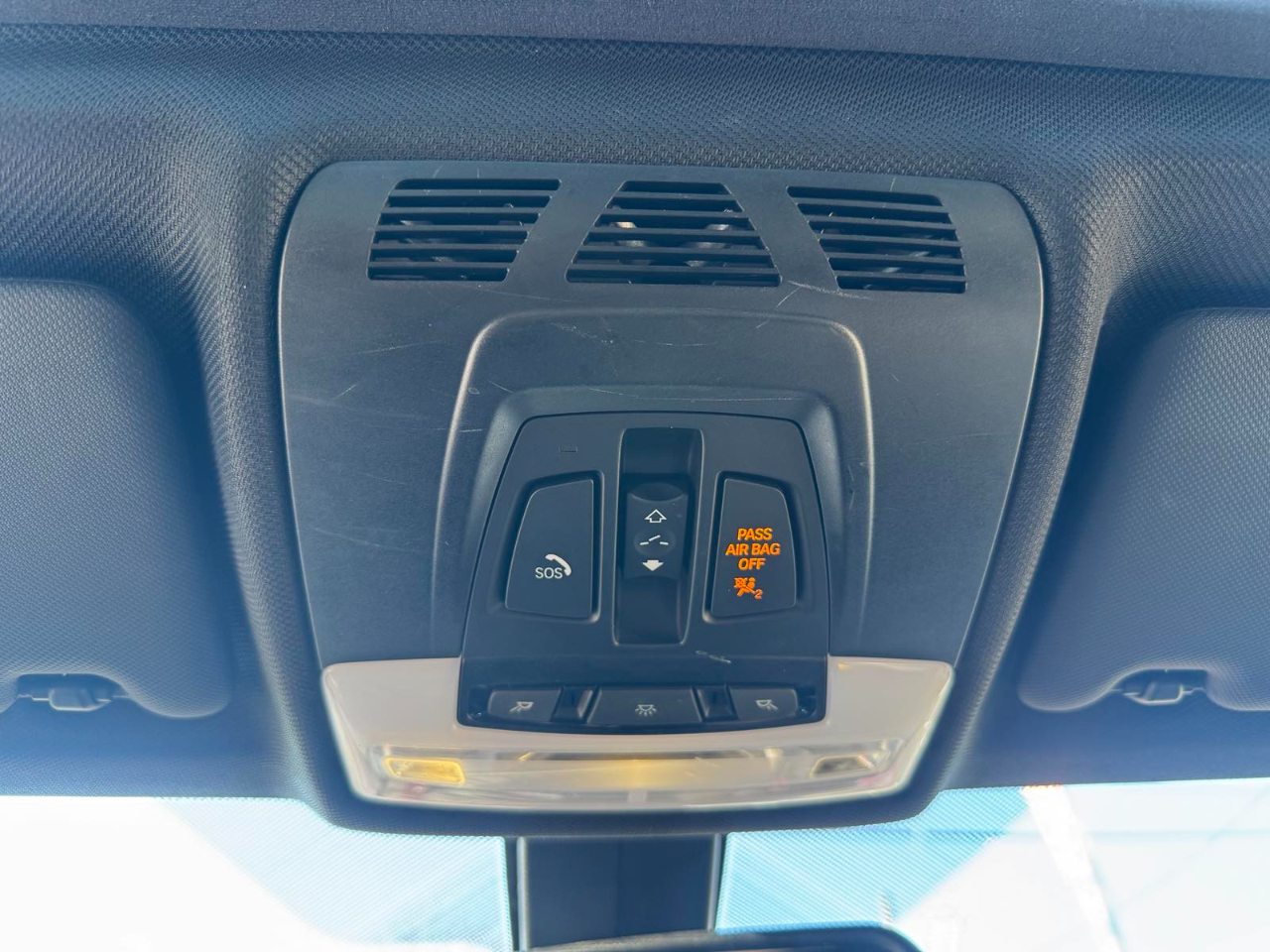 BMW 3 Series 4dr Sdn 328i xDrive AWD SULEV 2015