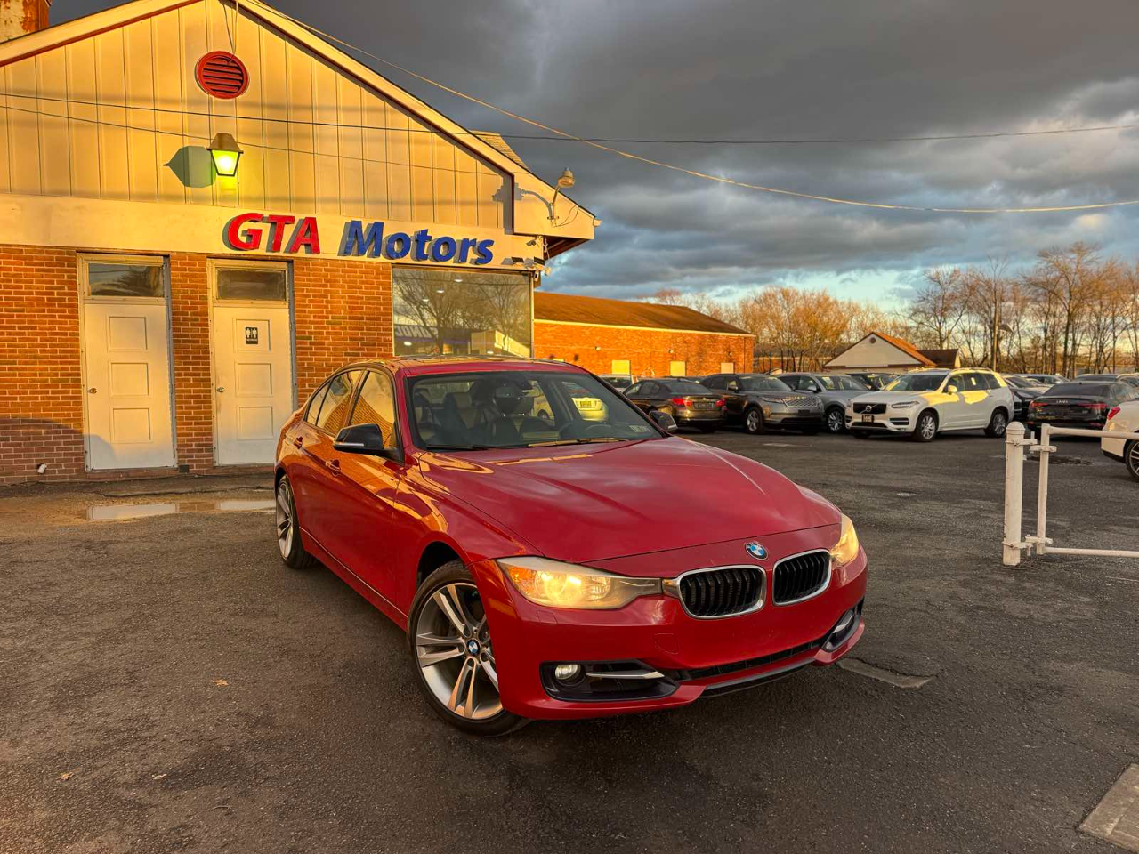 BMW 3 Series 4dr Sdn 328i xDrive AWD SULEV 2015