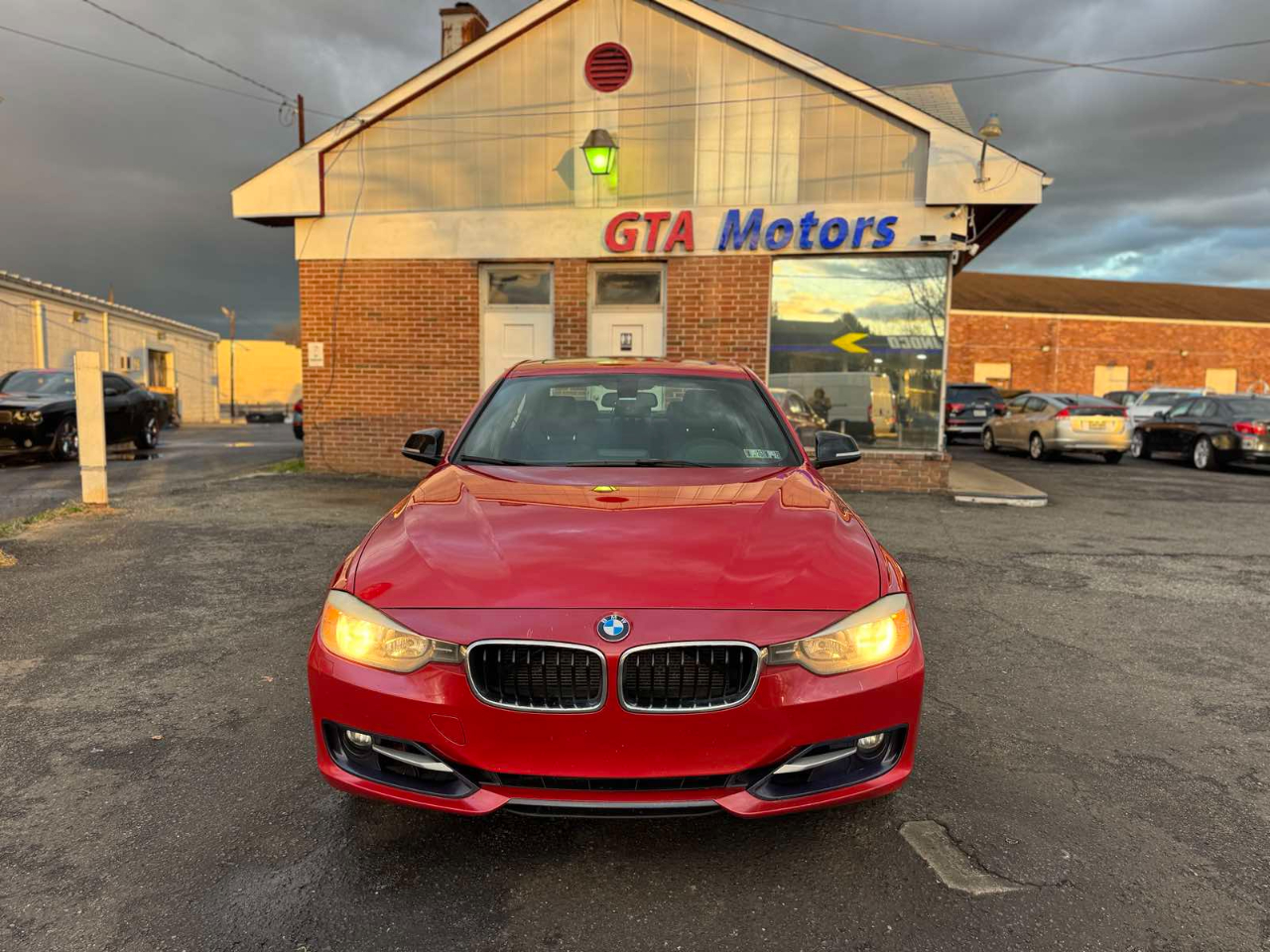 BMW 3 Series 4dr Sdn 328i xDrive AWD SULEV 2015