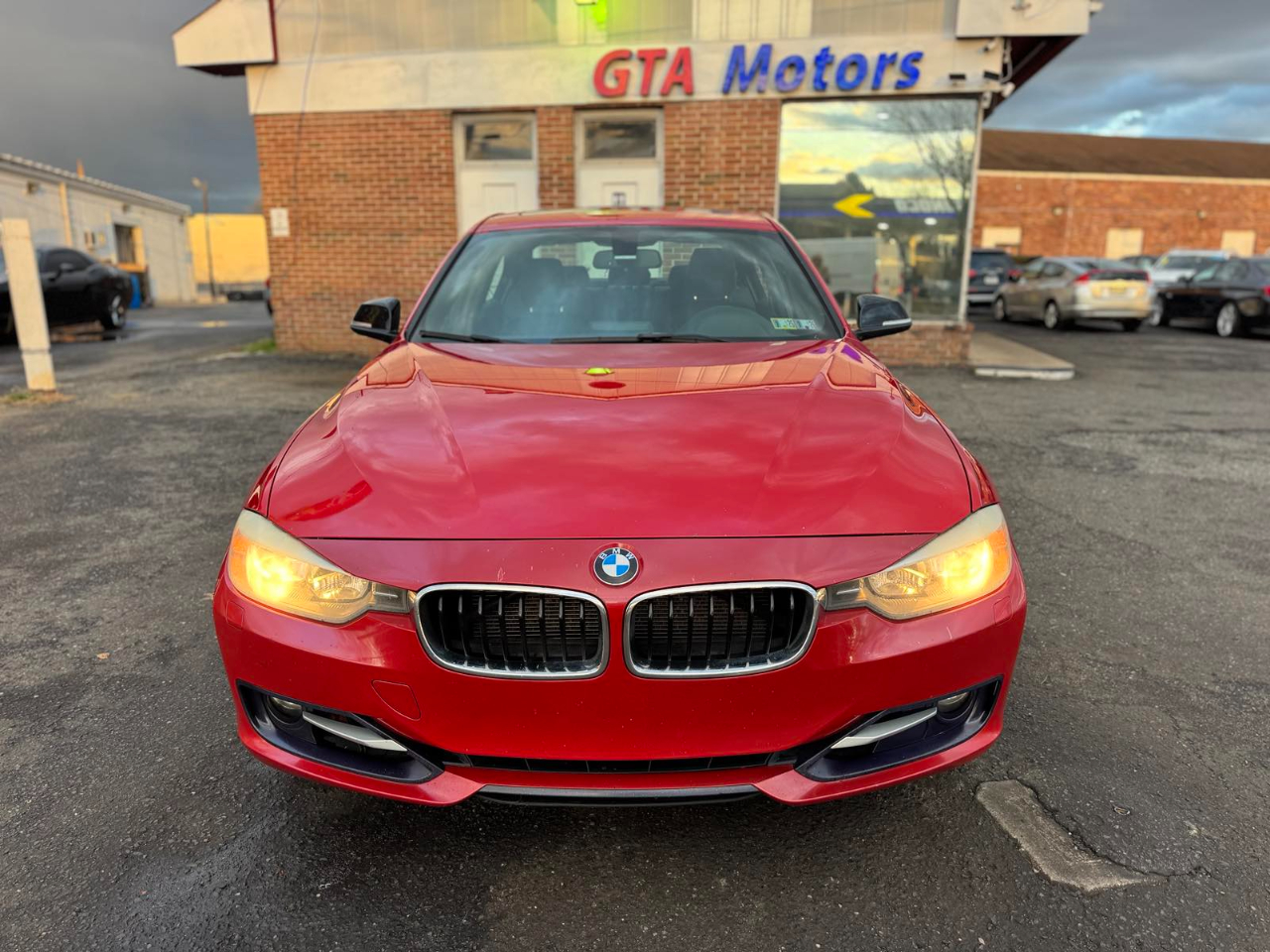 BMW 3 Series 4dr Sdn 328i xDrive AWD SULEV 2015