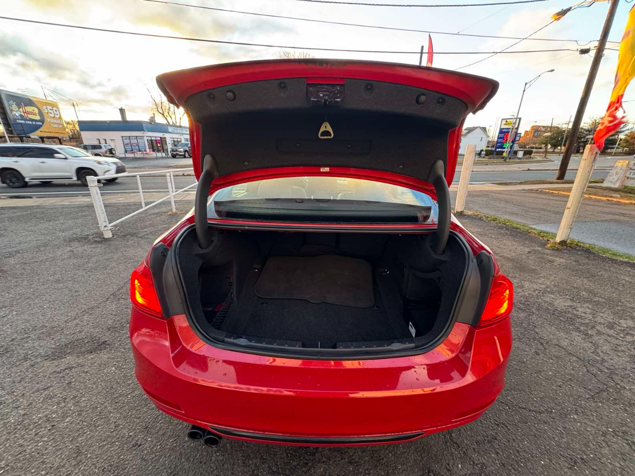 BMW 3 Series 4dr Sdn 328i xDrive AWD SULEV 2015