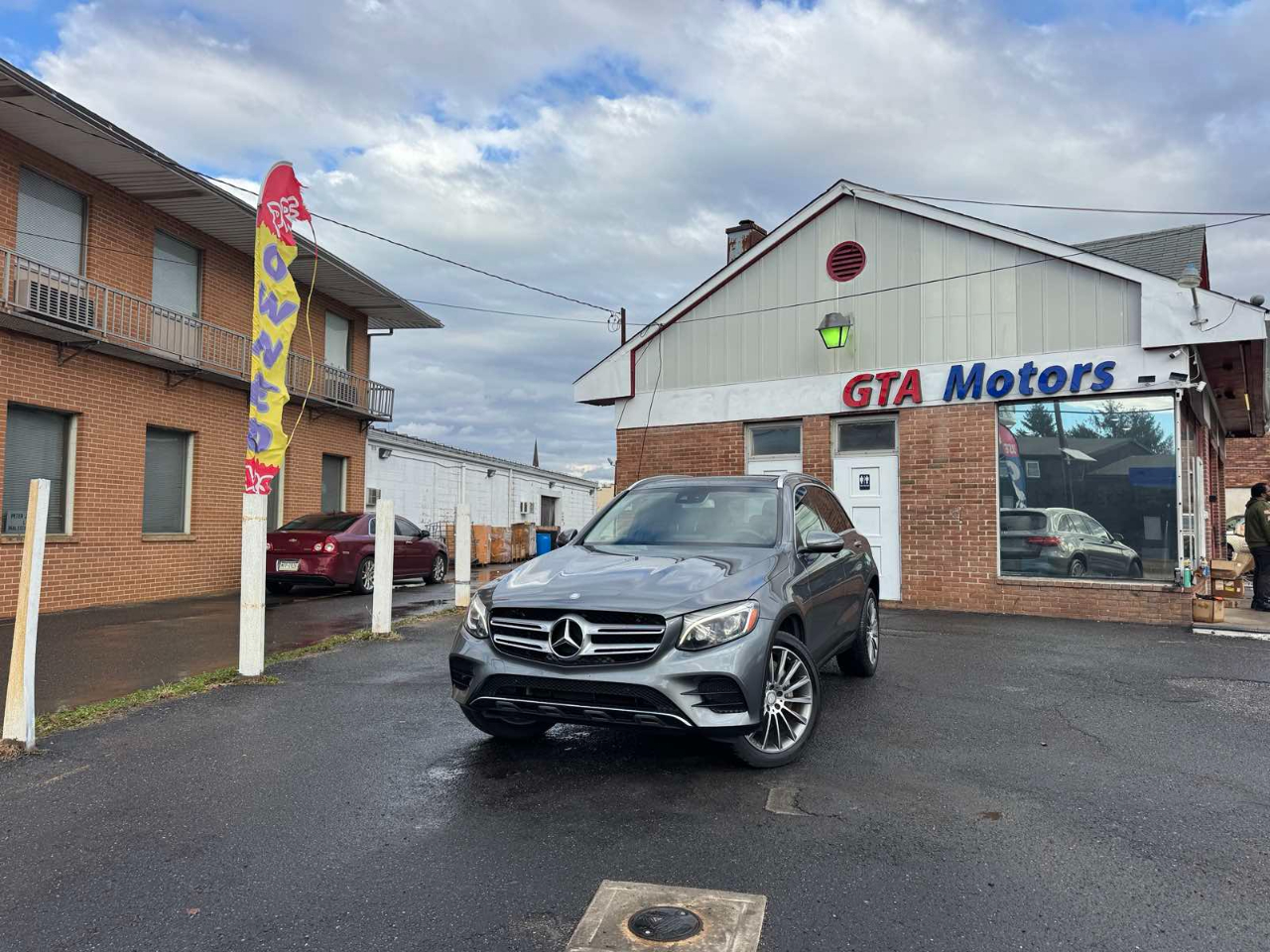 Mercedes-Benz GLC RWD 4dr GLC 300 2016