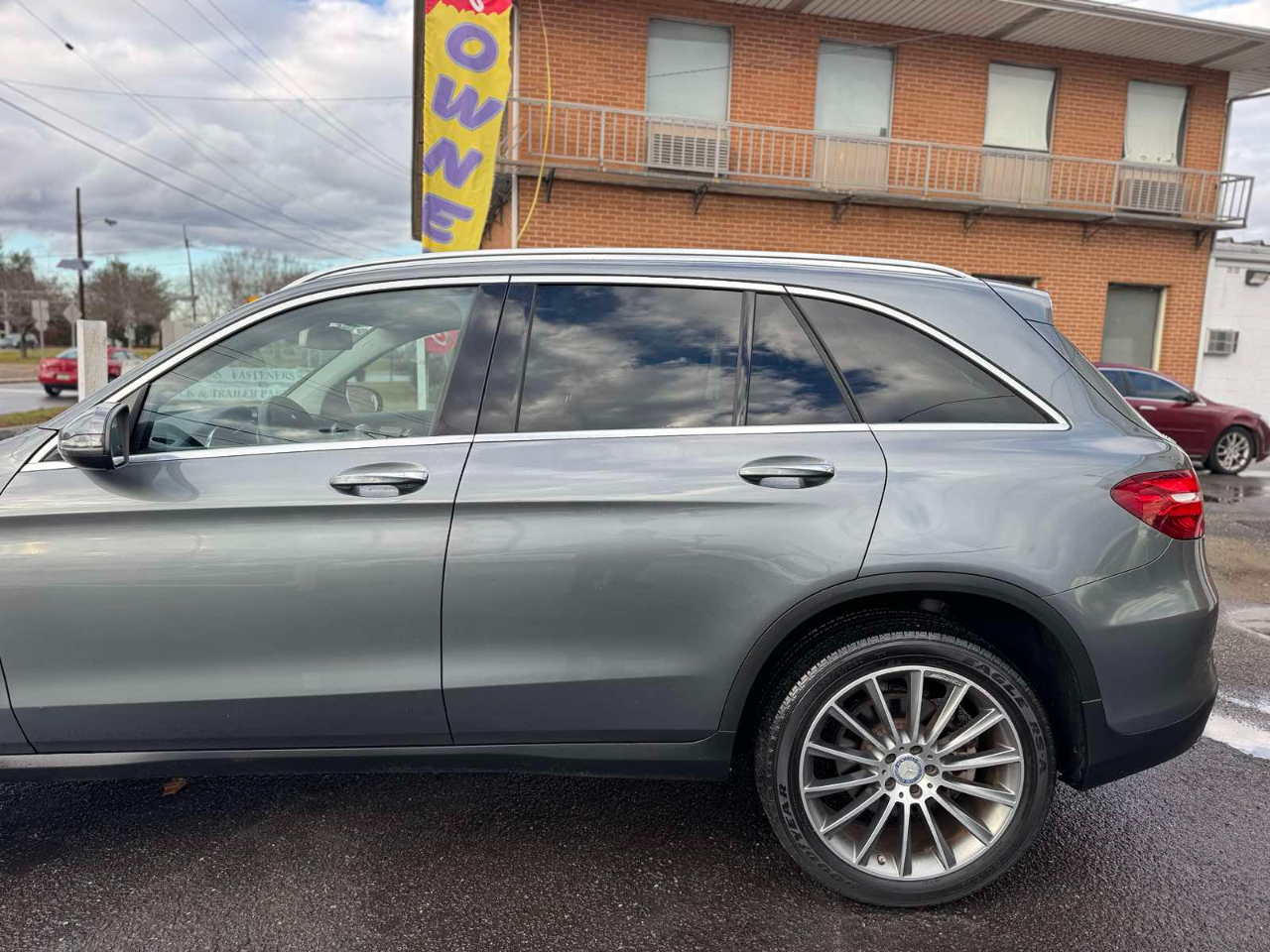 Mercedes-Benz GLC RWD 4dr GLC 300 2016