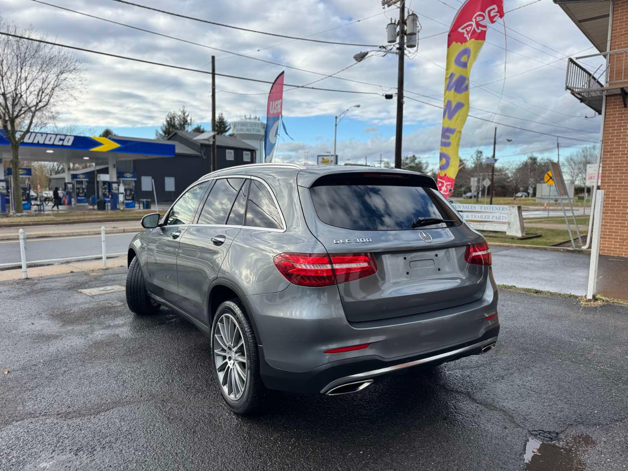 Mercedes-Benz GLC RWD 4dr GLC 300 2016