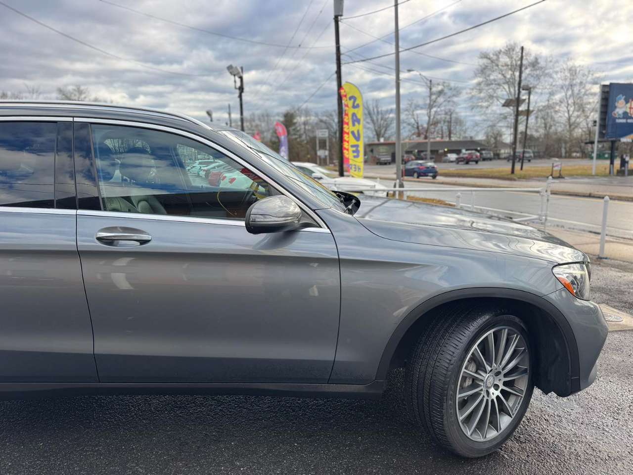 Mercedes-Benz GLC RWD 4dr GLC 300 2016