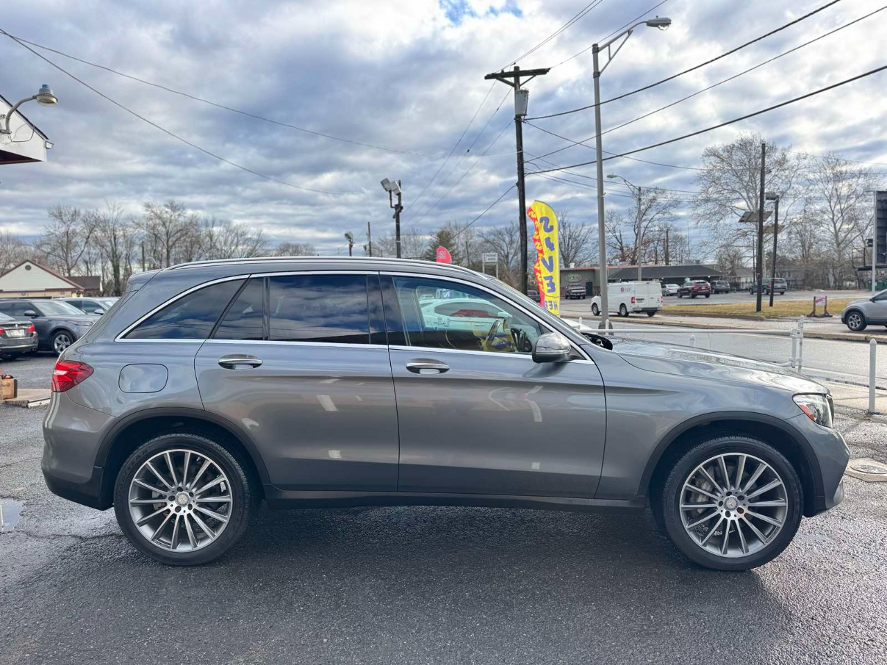 Mercedes-Benz GLC RWD 4dr GLC 300 2016