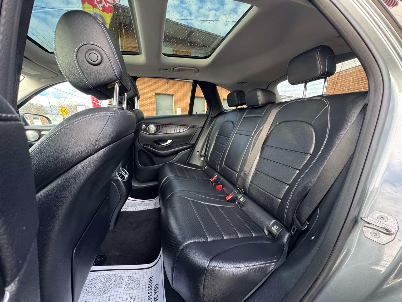 Mercedes-Benz GLC RWD 4dr GLC 300 2016