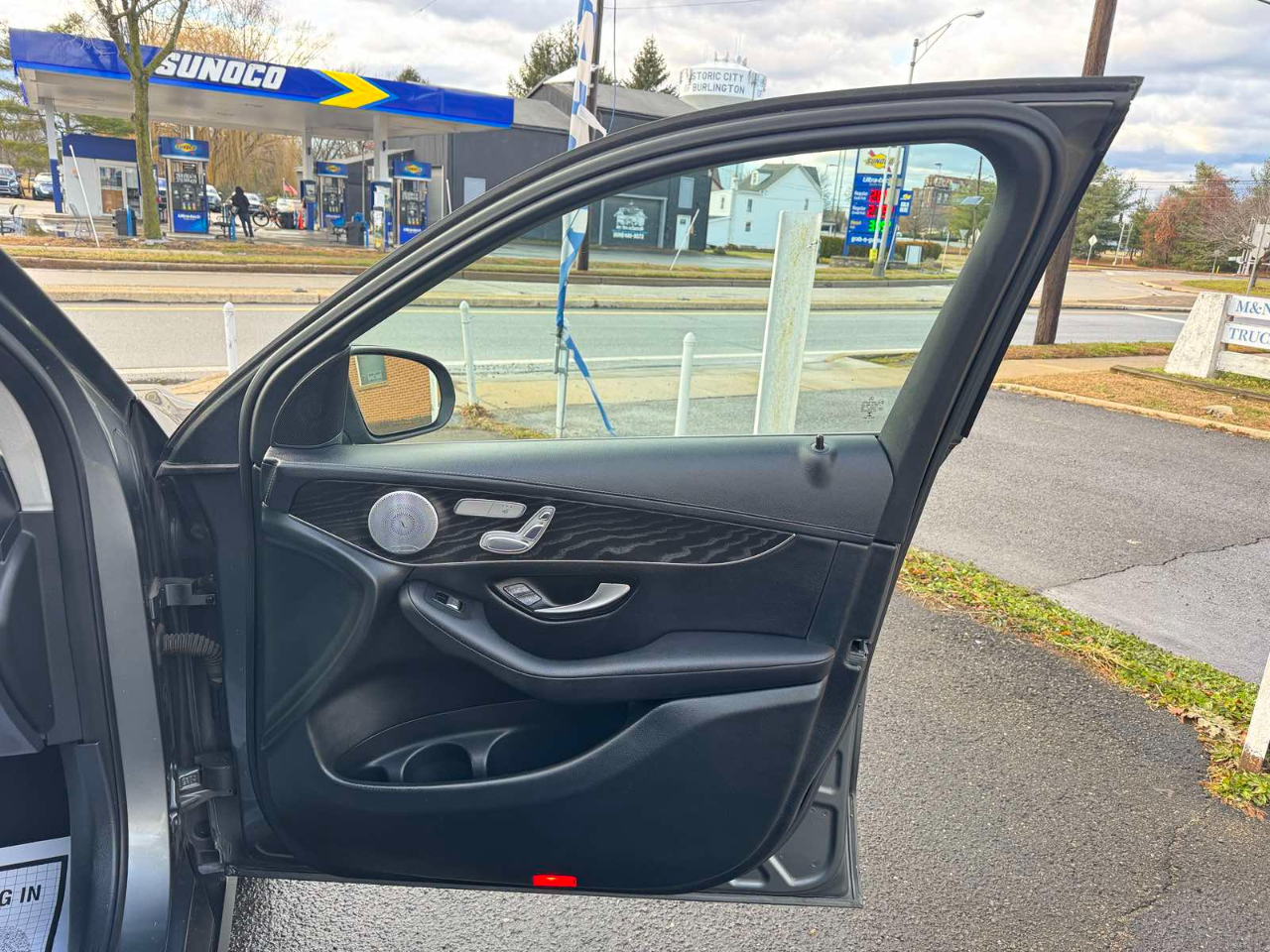 Mercedes-Benz GLC RWD 4dr GLC 300 2016