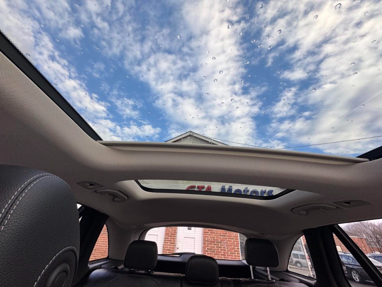 Mercedes-Benz GLC RWD 4dr GLC 300 2016