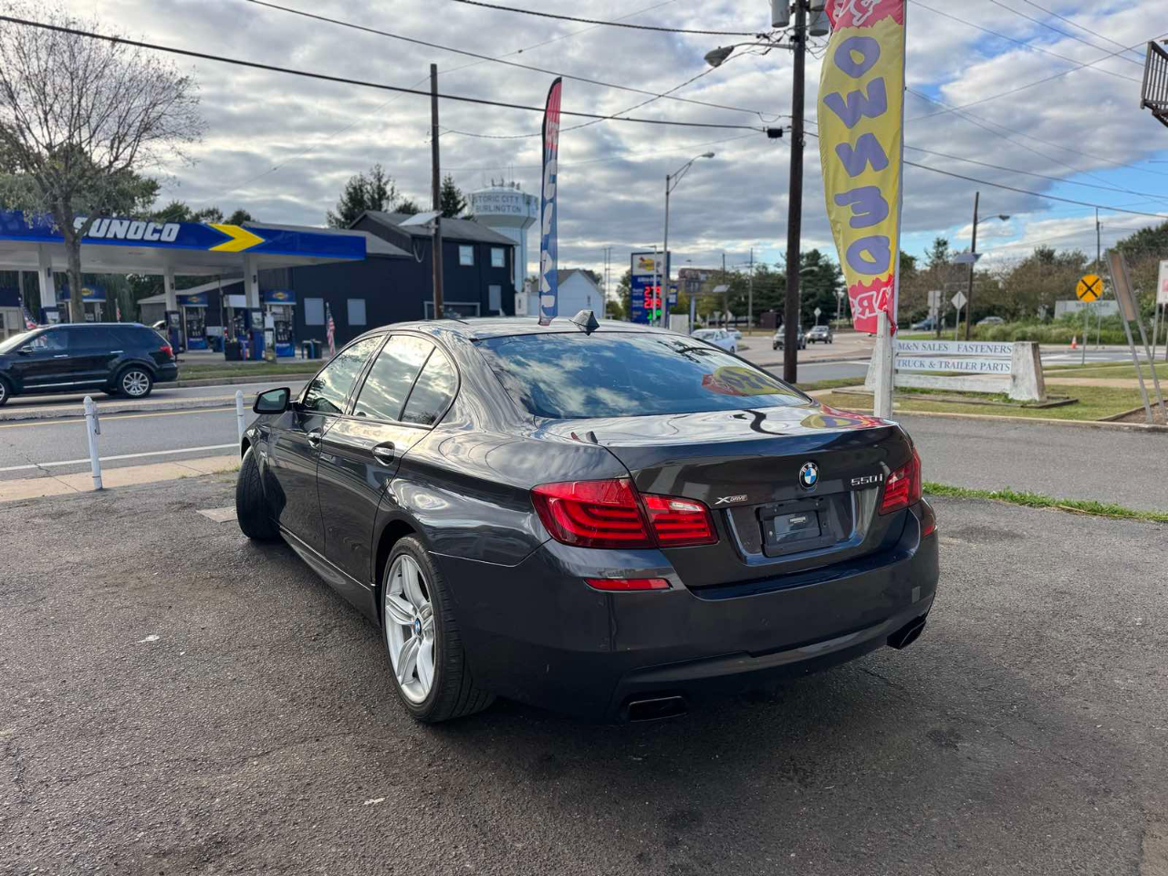 BMW 5 Series 4dr Sdn 550i xDrive AWD 2013