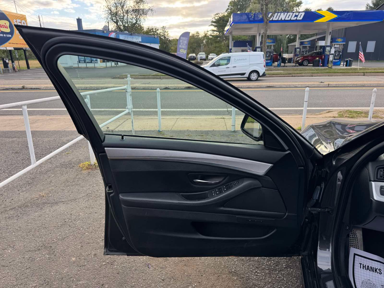 BMW 5 Series 4dr Sdn 550i xDrive AWD 2013