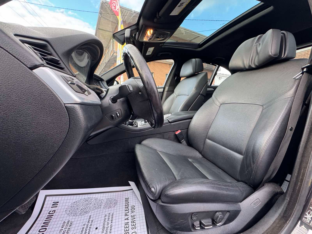 BMW 5 Series 4dr Sdn 550i xDrive AWD 2013